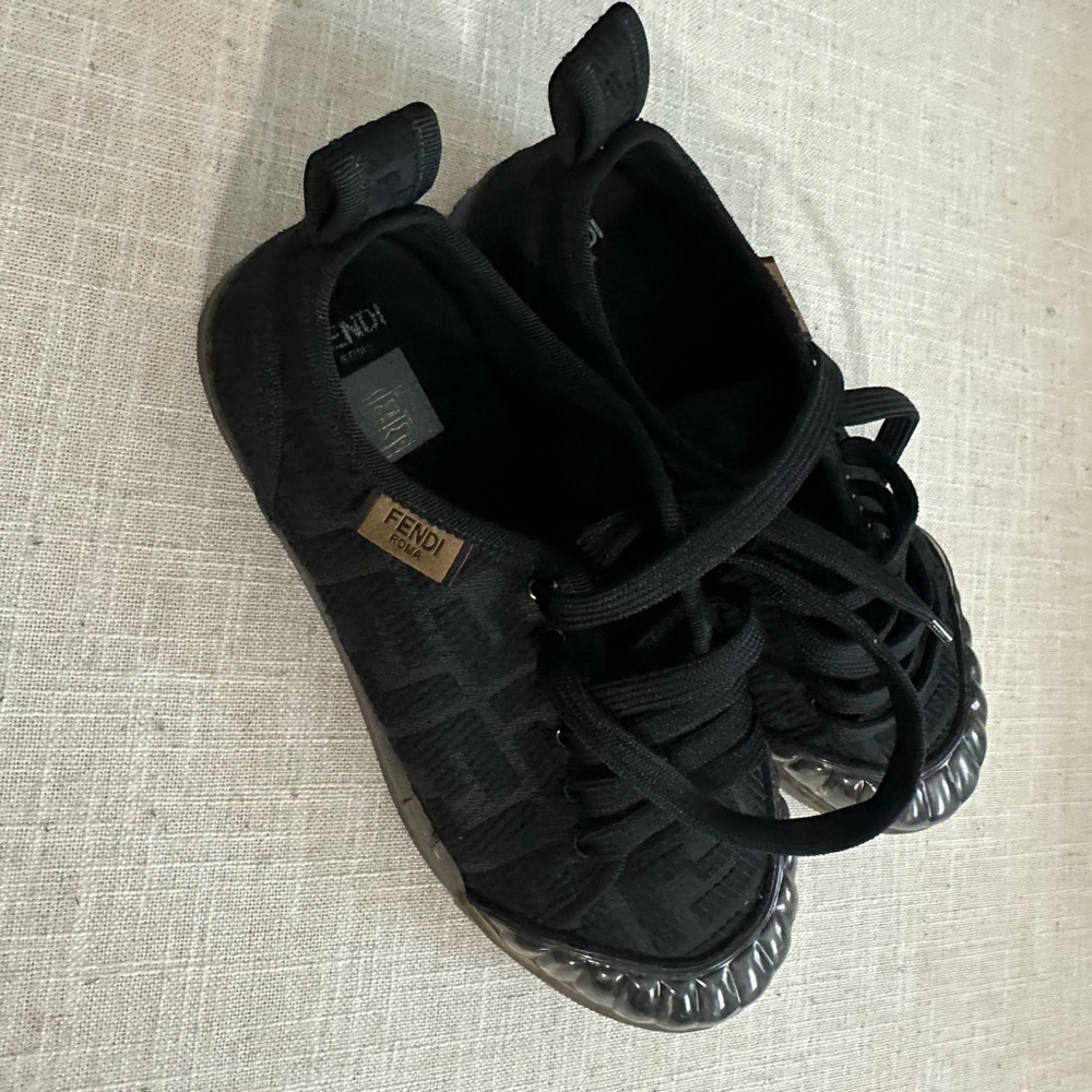 FENDI Sneakers 36.5